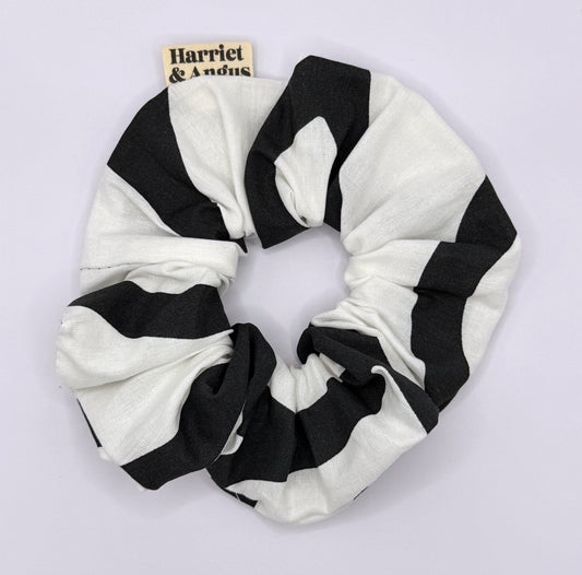 Black & White Scrunchie